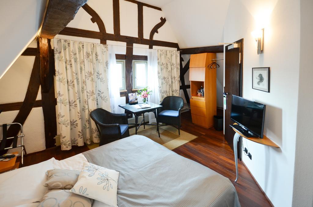 Restaurant & ****Hotel Hoeerhof Идштайн Номер фото